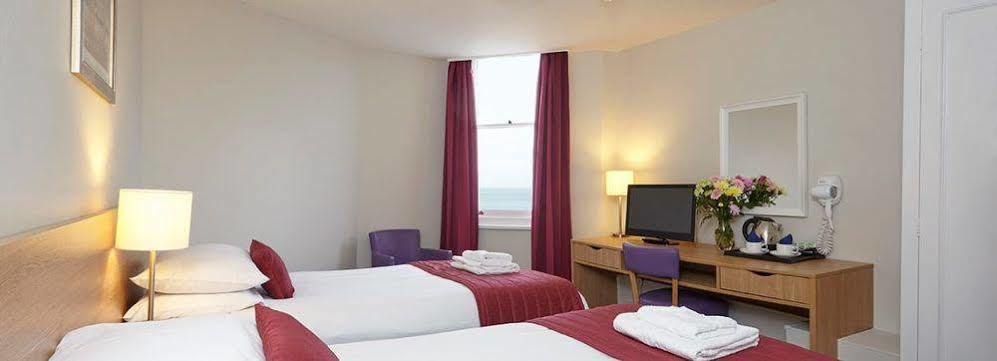 Royal Esplanade Hotel Ryde  Exterior photo